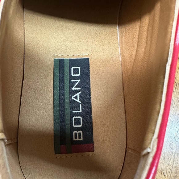 Red and White Wingtip Oxford Shoes - Picture 5 of 6